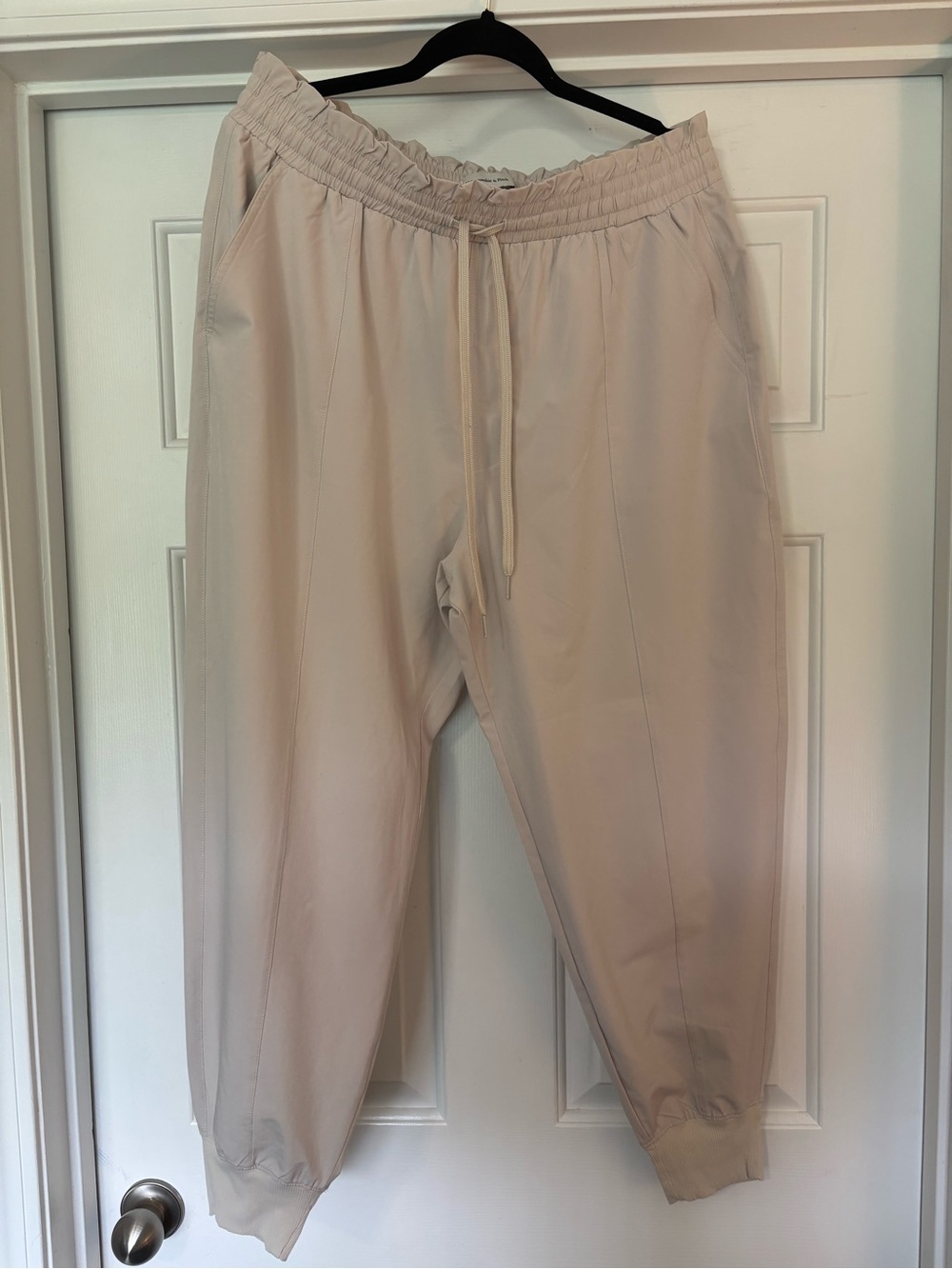 Abercrombie & Fitch Cream Performance Jogger Pants XL